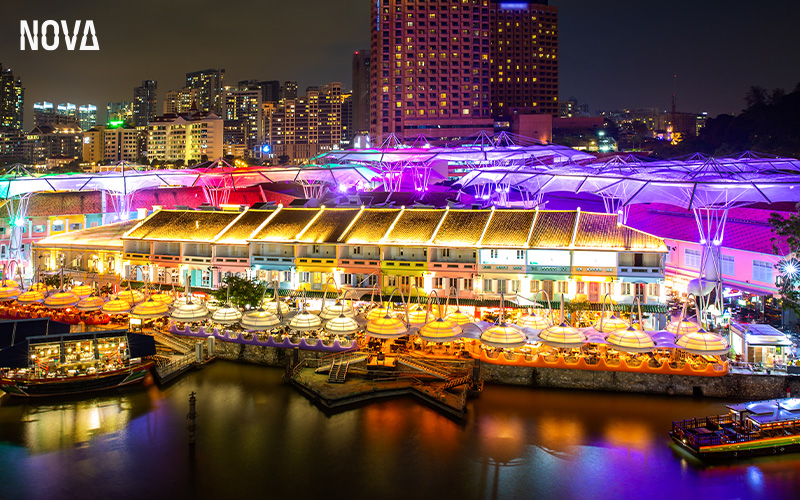 Clarke Quay at night, a spot for late night snacks.