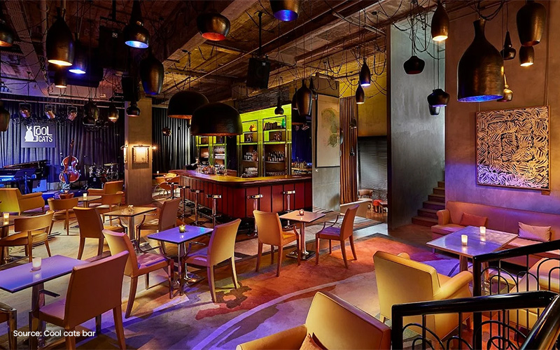Cool Cats Bar, a live music dining spot.